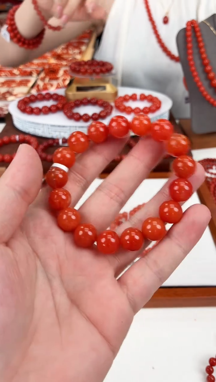 南红玛瑙瓦西手串12+未镶嵌一个/条