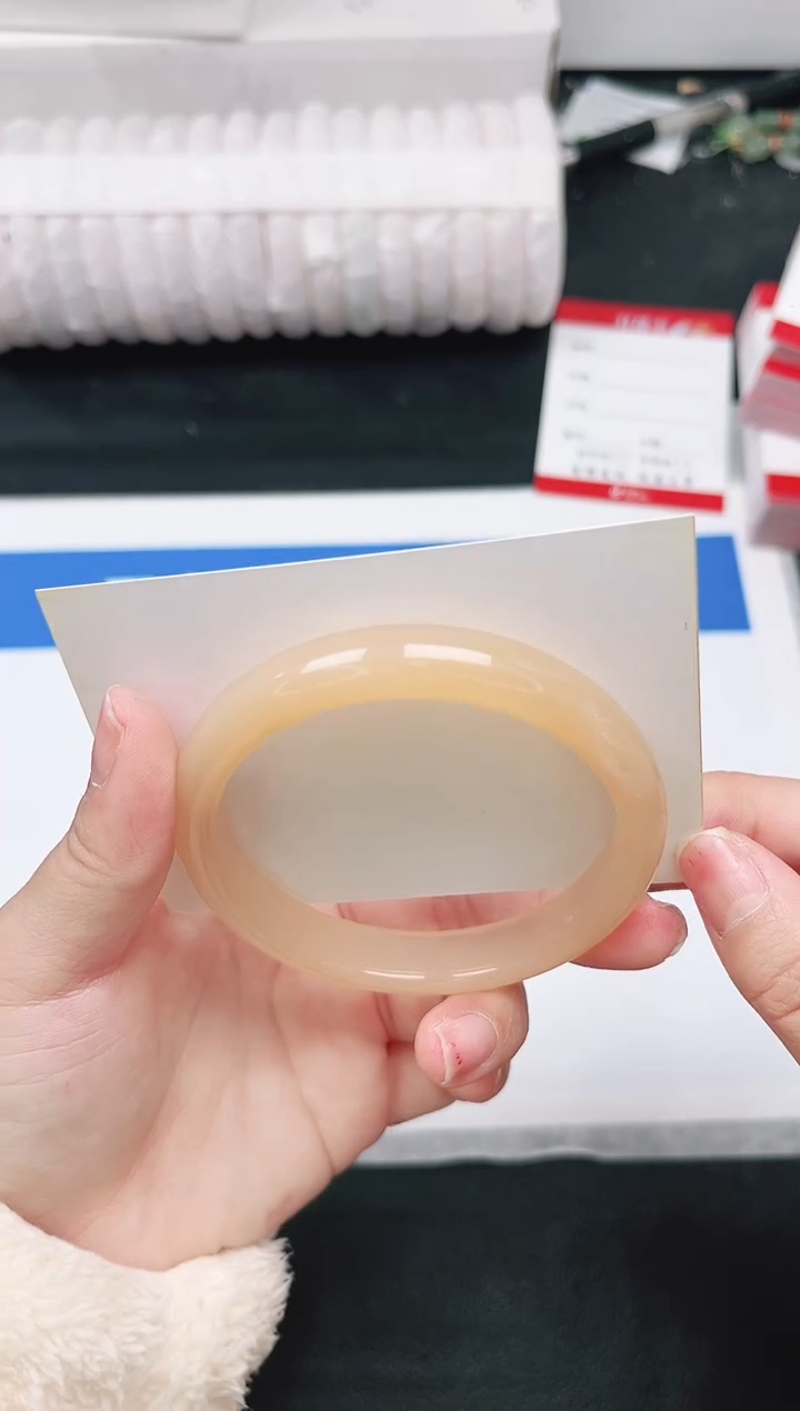 未镶嵌手镯石英质玉40-58