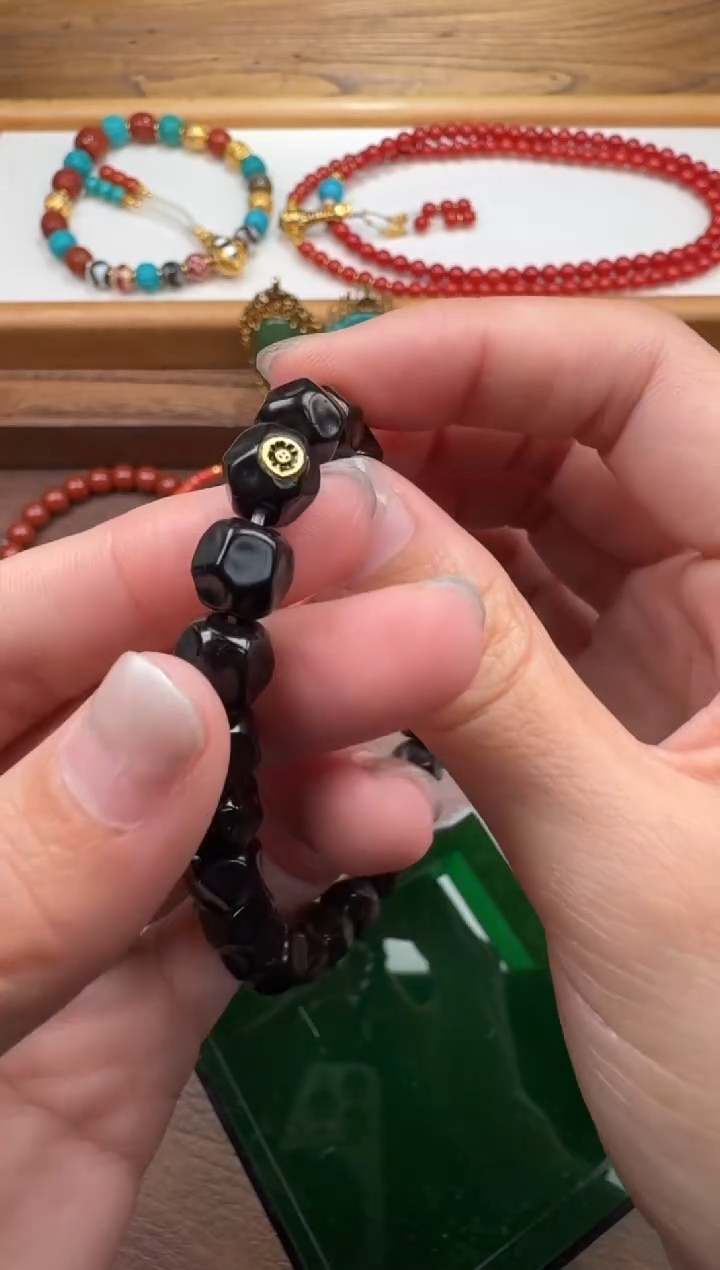 未镶嵌和田玉挂件加****~手串手串