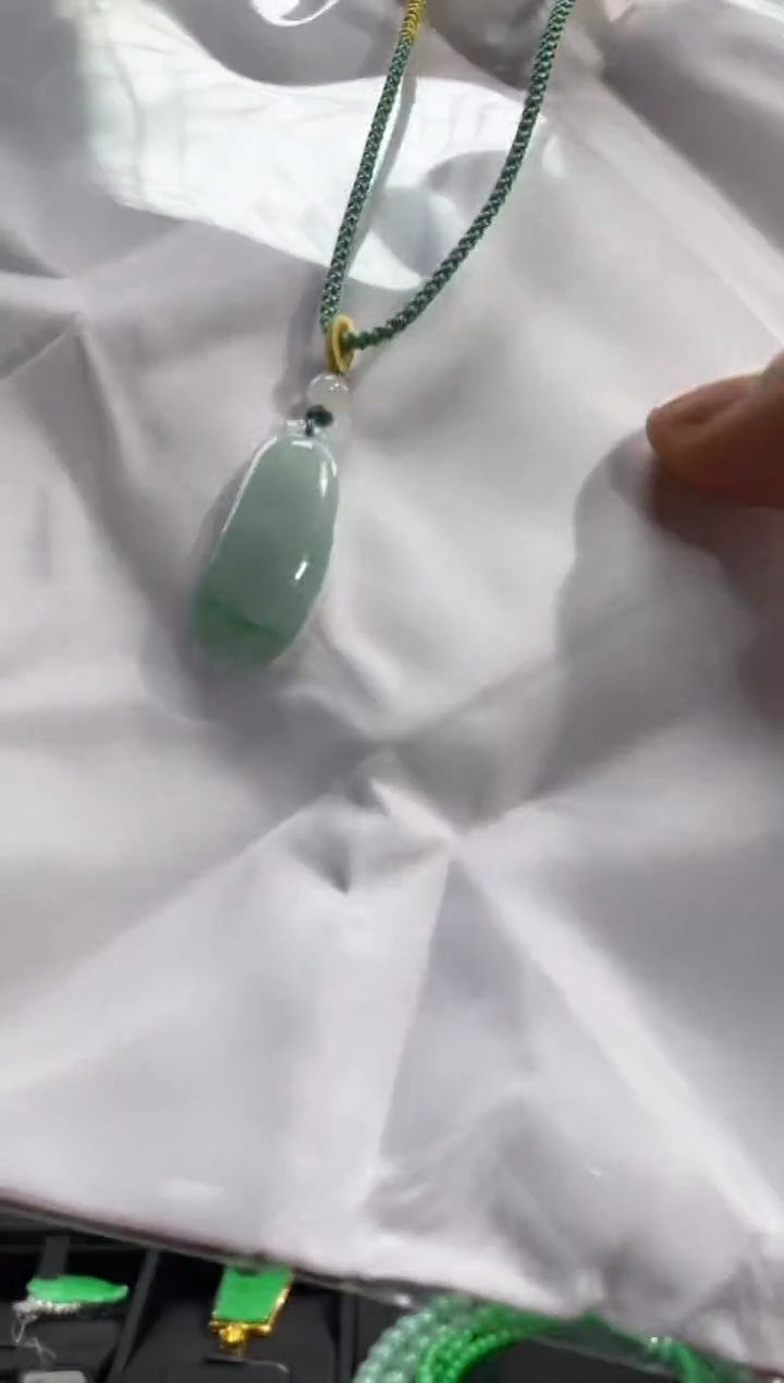 【闪购商品】翡翠吊坠(不含链)未镶嵌012303天然翡翠a货吊坠