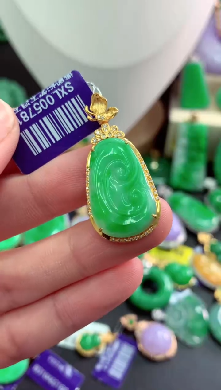 吊坠(不含链)18K金镶嵌翡翠缅甸翡翠挂件