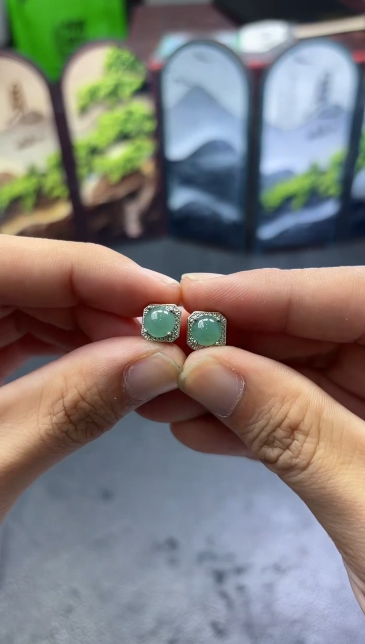 未镶嵌翡翠耳饰N**E圆耳钉一对