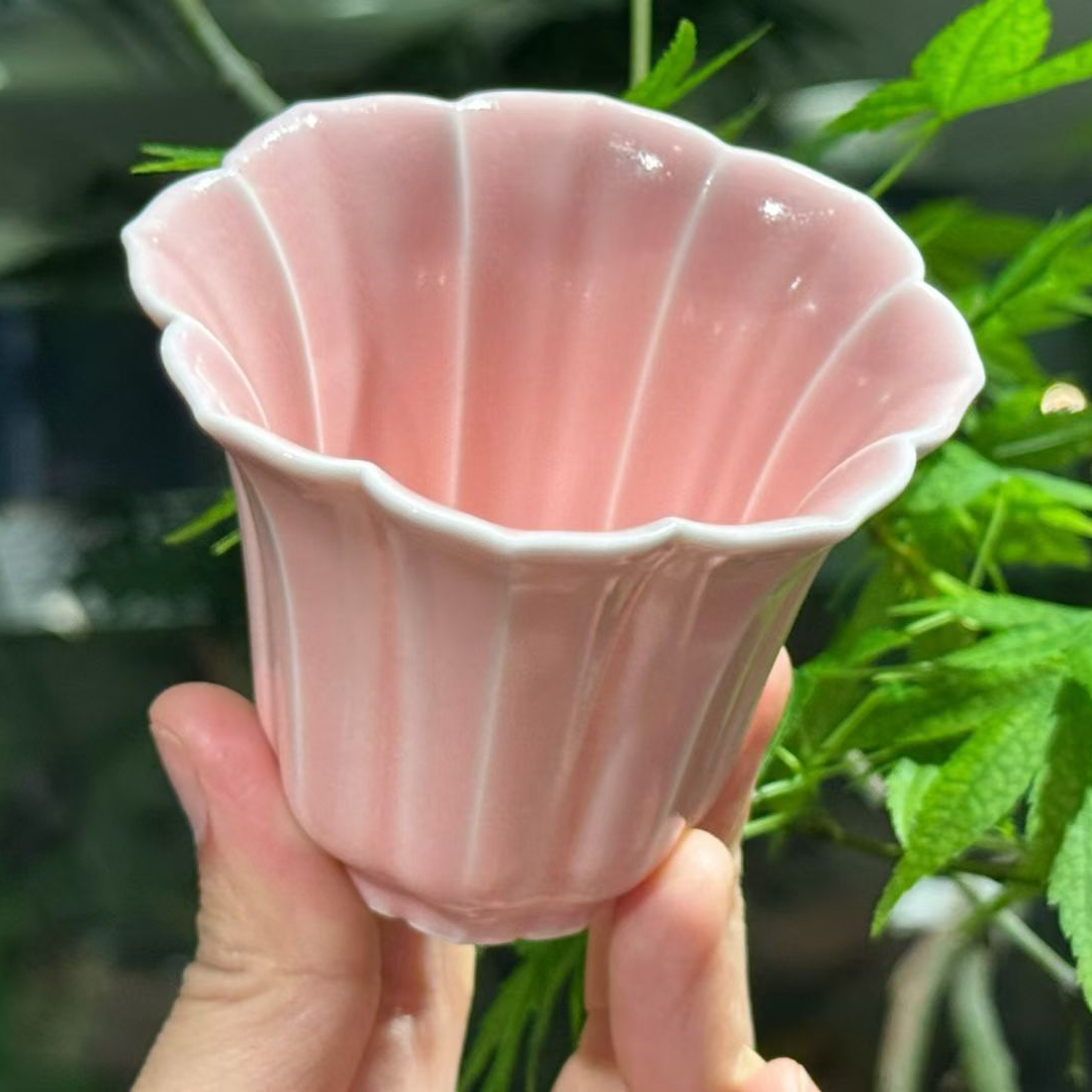 壹窑茶业生茶龙珠（桃红花口杯）