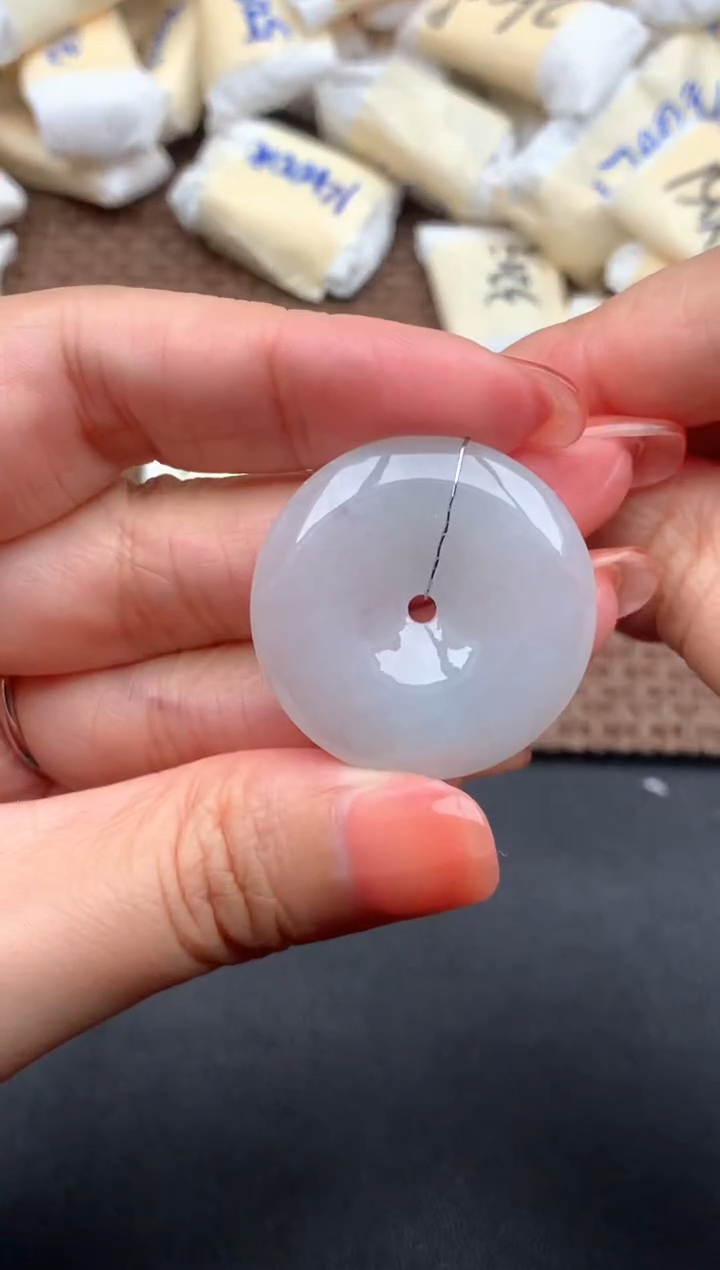 未镶嵌挂件翡翠1