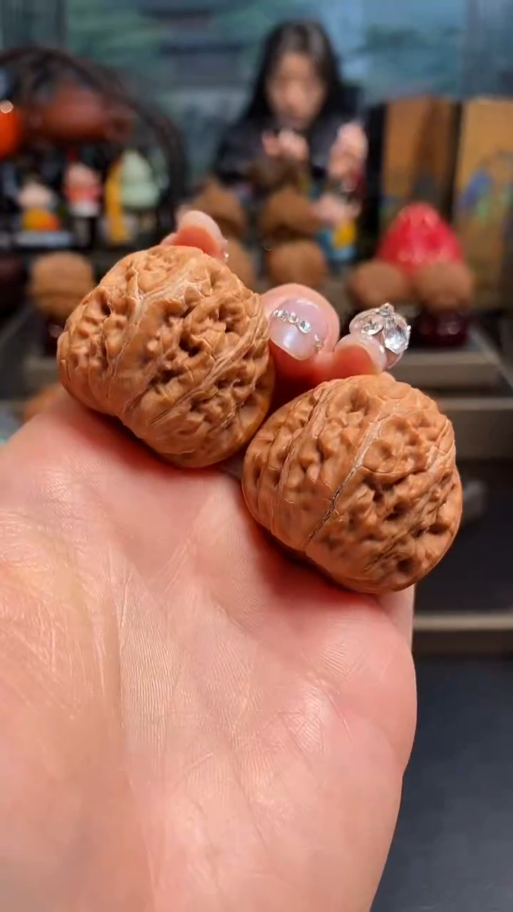 【闪购商品】文玩核桃吊坠K219平谷元宝37