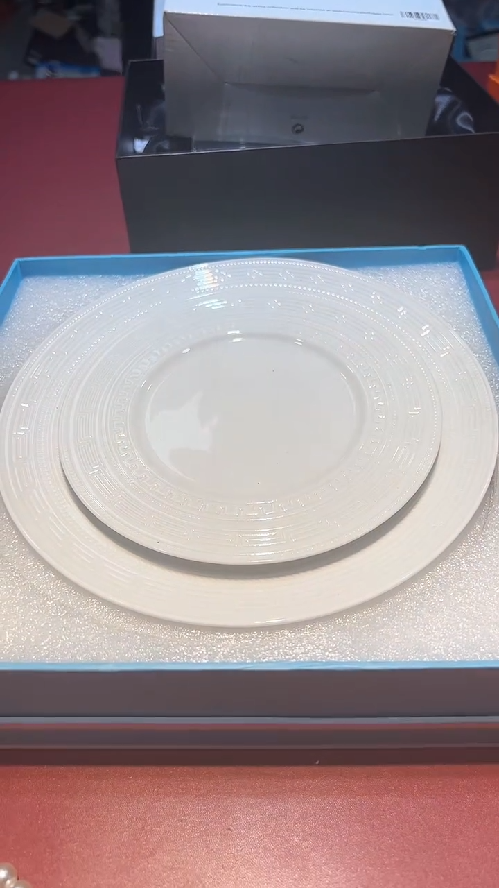 【闪购商品】瓷片锅碗瓢盆一件不剩