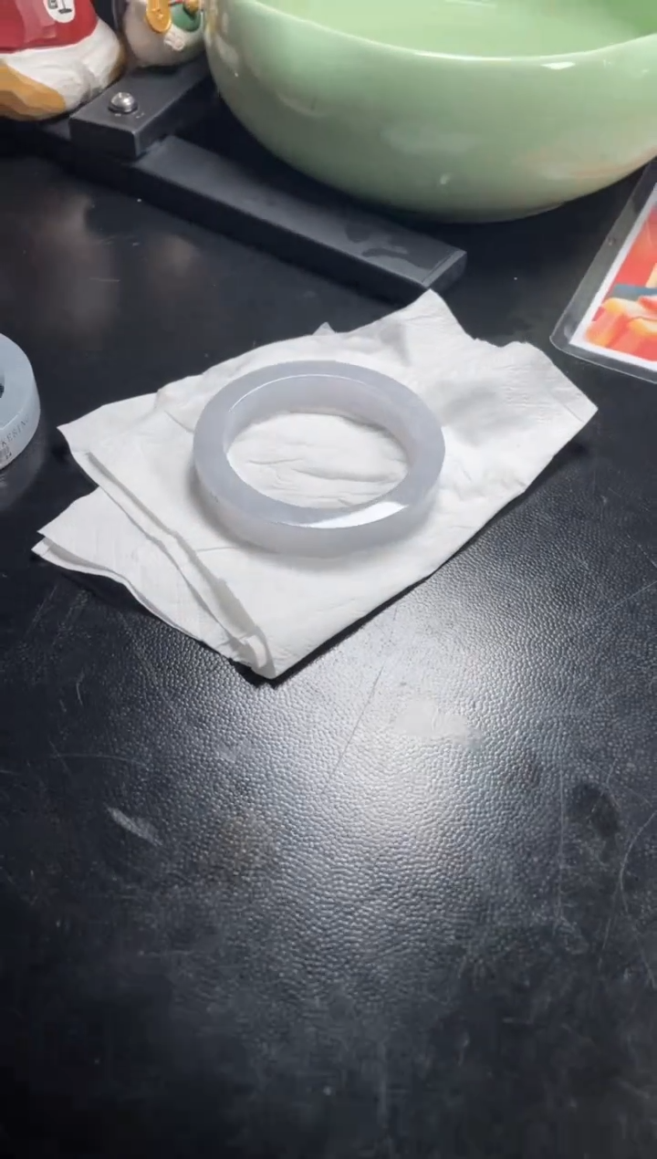 定制翡翠手镯未镶嵌会笑的眼睛真美