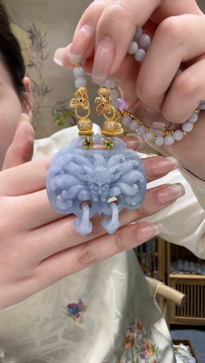 【闪购商品】翡翠颈饰未镶嵌吊坠