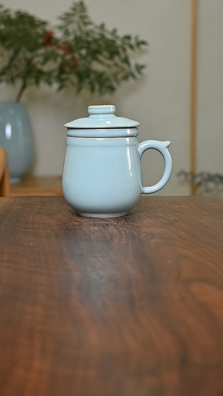 茶水分离杯 天青 微瑕 朱家汝窑款
