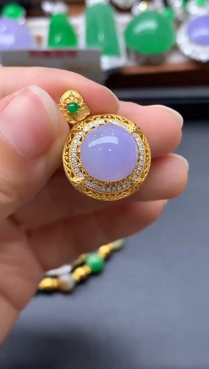 颈饰18K金镶嵌翡翠608-中国好珍宝