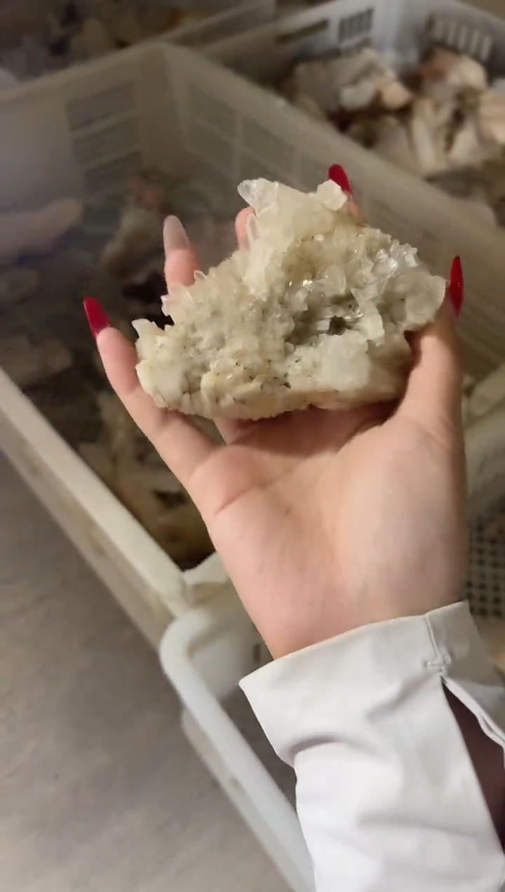 未镶嵌水晶大型摆件（非配饰）晶簇745