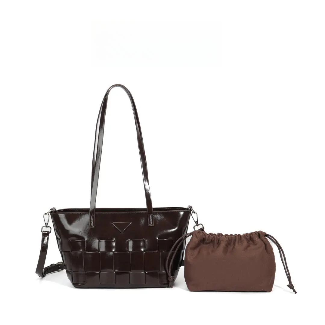 【英国UK小乔】2025早春新款编织菜篮子单肩包子母包M-61881咖色