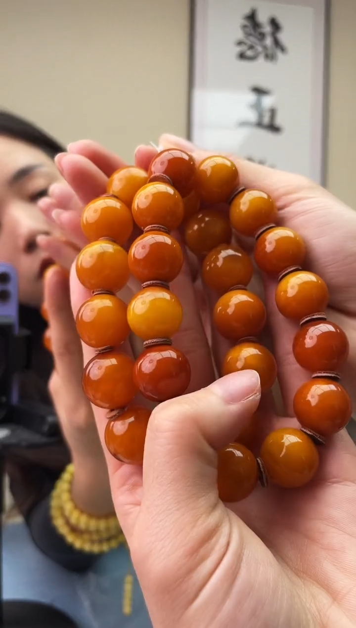 琥珀未镶嵌珠宝奇石T036 16假一罚十，多样性发一件