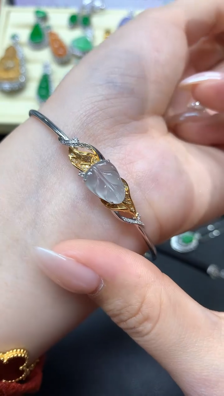 【闪购商品】翡翠手镯18K金镶嵌手镯|4750+475