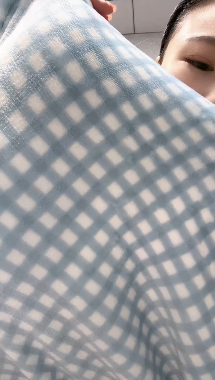 法兰绒2.4X1.8左右以主播所说为准