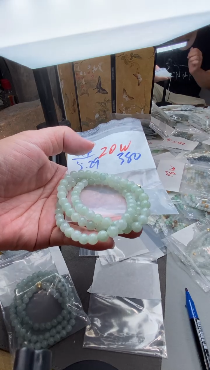 定制翡翠未镶嵌缅甸天然翡翠