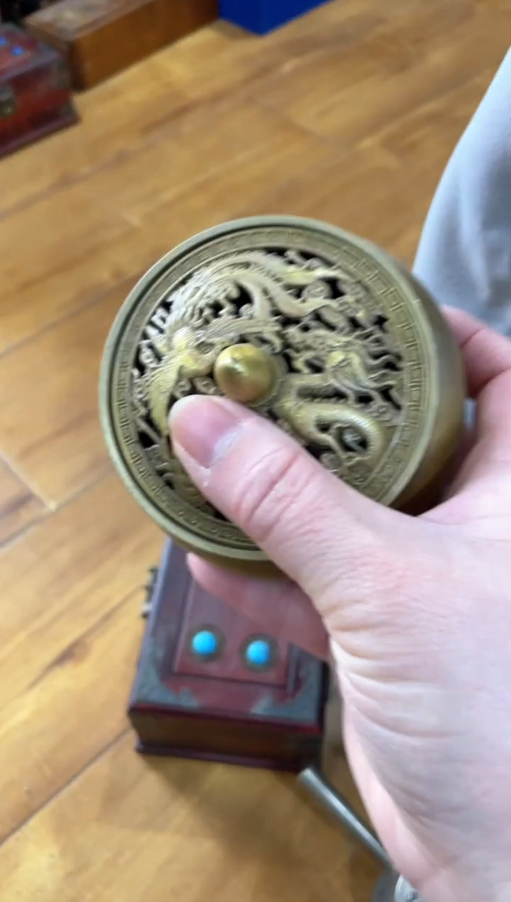 【闪购商品】2宫廷影视老旧工艺摆件