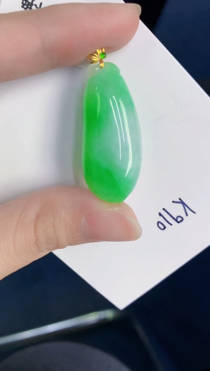 颈饰18K金镶嵌翡翠天然翡翠缅甸A货