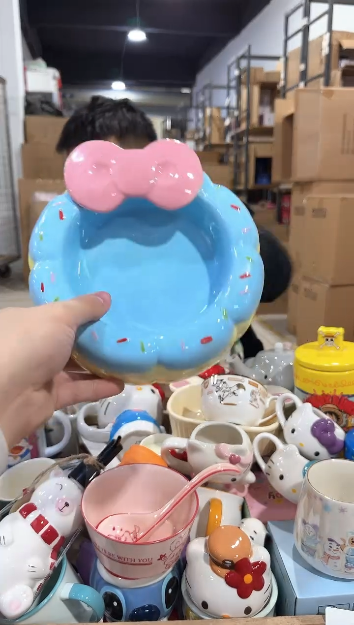 瓷片甜甜圈猫碗  