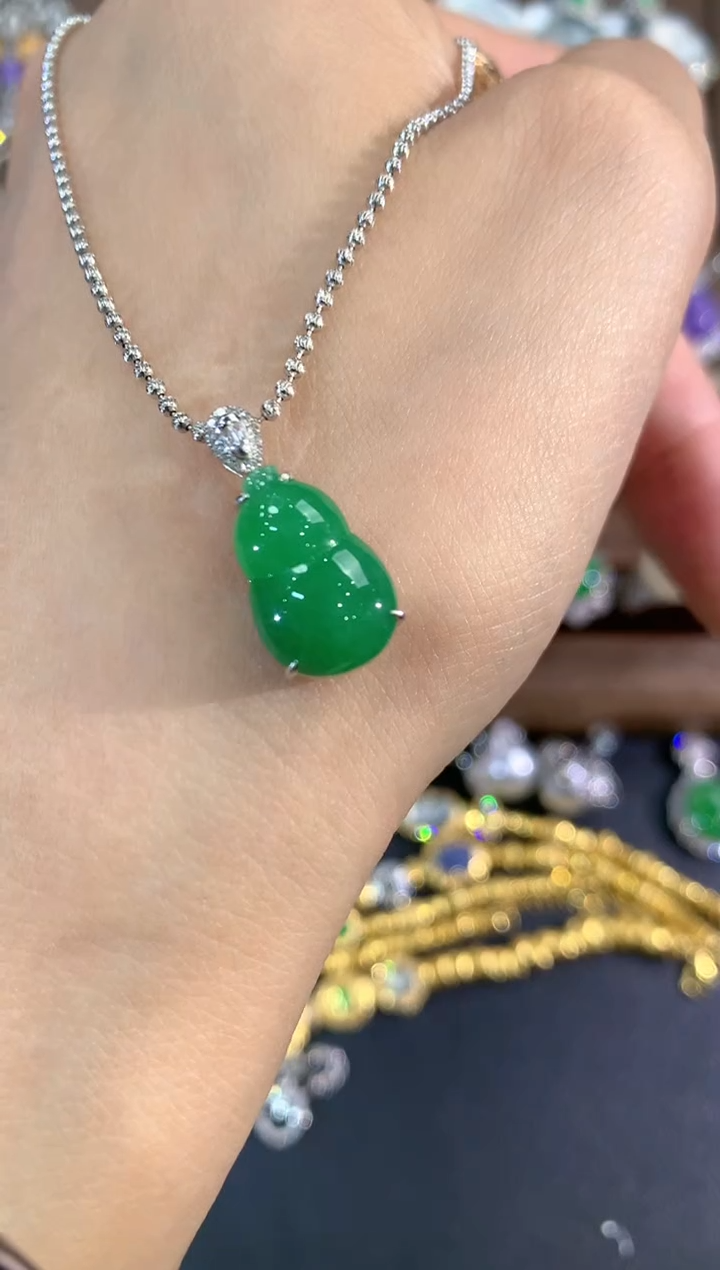 翡翠18K金镶嵌吊坠(不含链)a12多样性一件发货