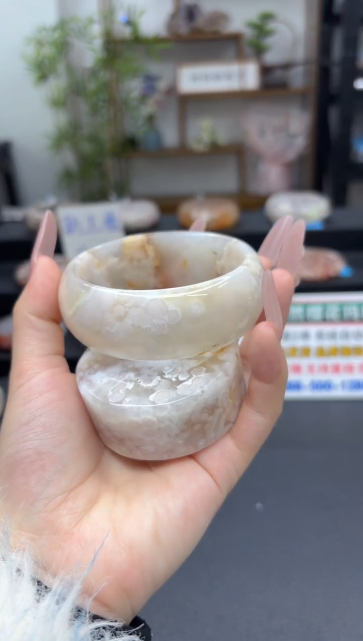 【闪购商品】石英质玉手镯未镶嵌A215(61圈赠送镯心)