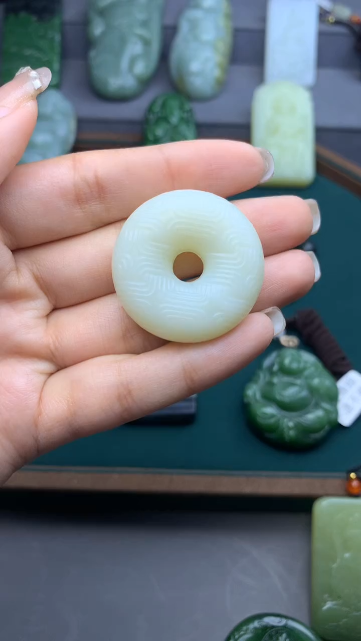 【闪购商品】和田玉吊坠(不含链)未镶嵌挂件拍一发一