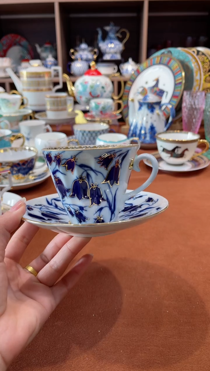 【闪购商品】瓷片风信子杯碟······