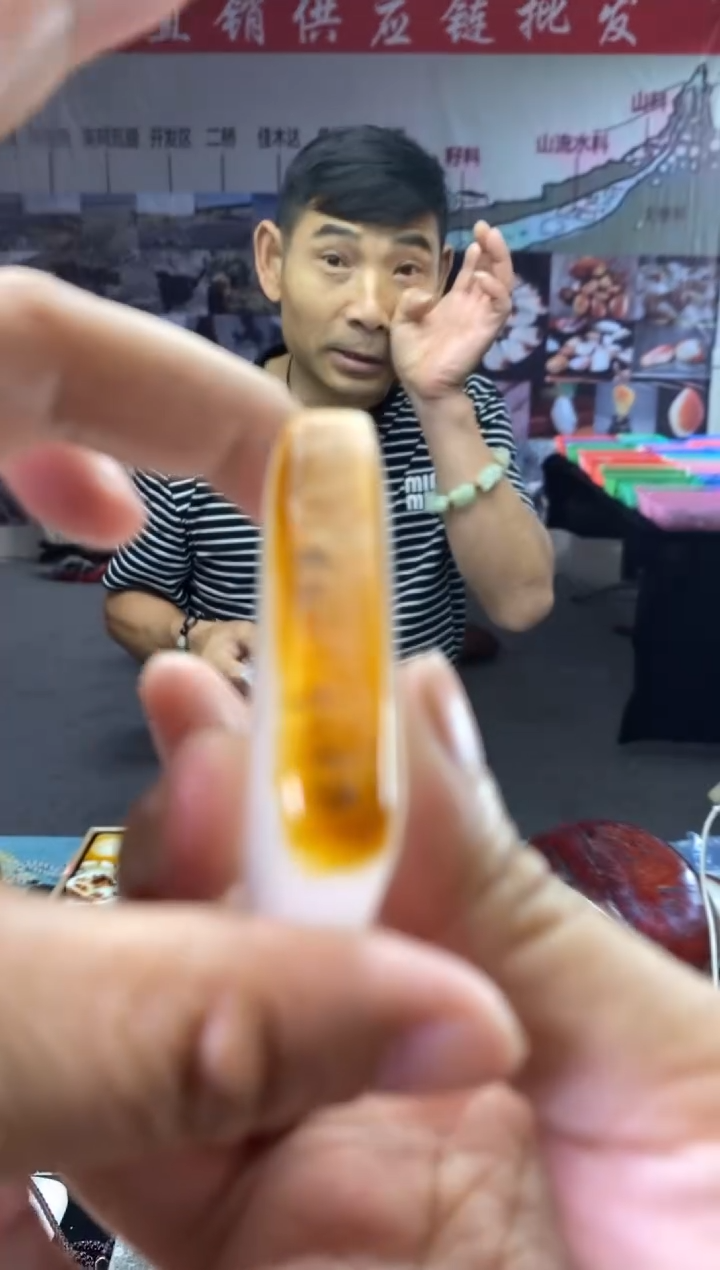天然玉石未镶嵌颈饰