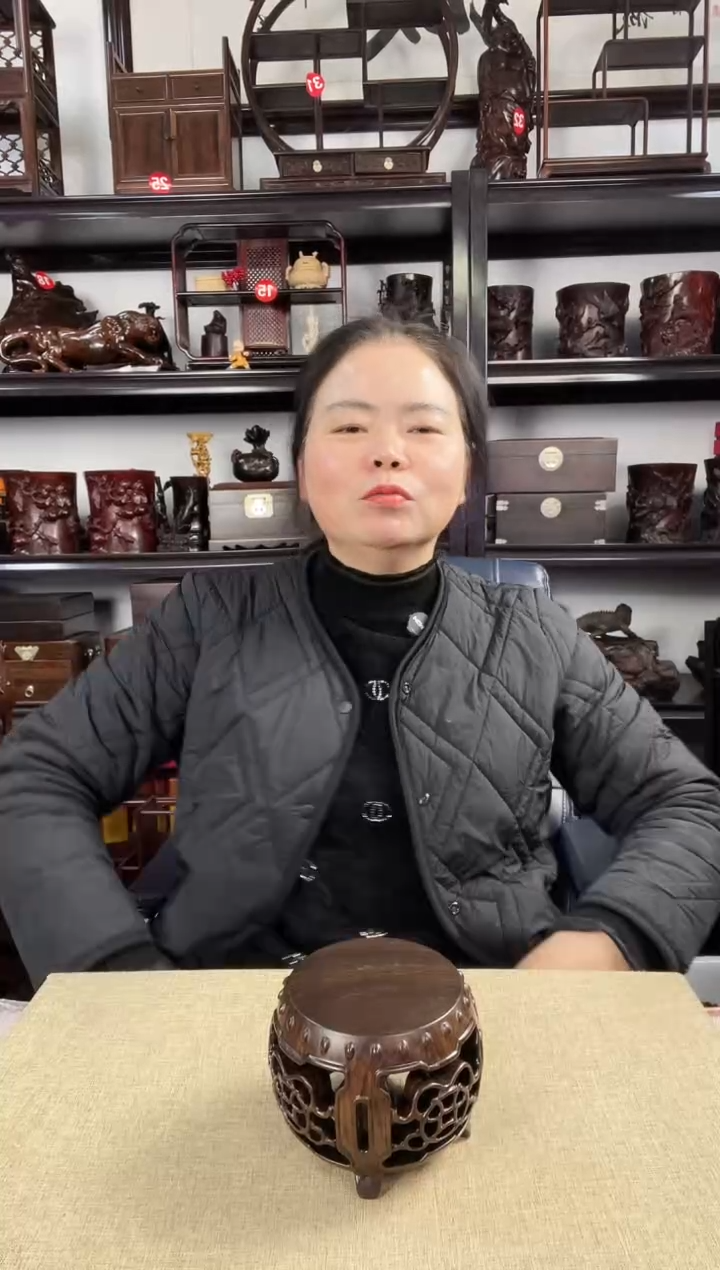 木新鼓老李红木工艺品