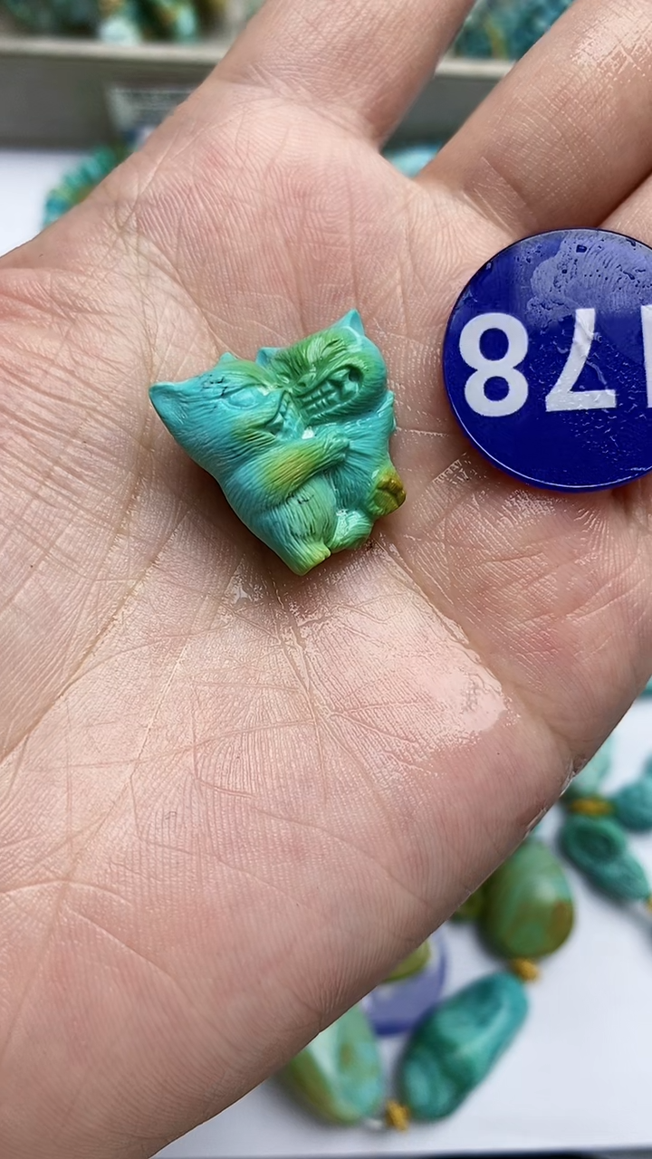 【闪购商品】绿松石雕刻件未镶嵌178