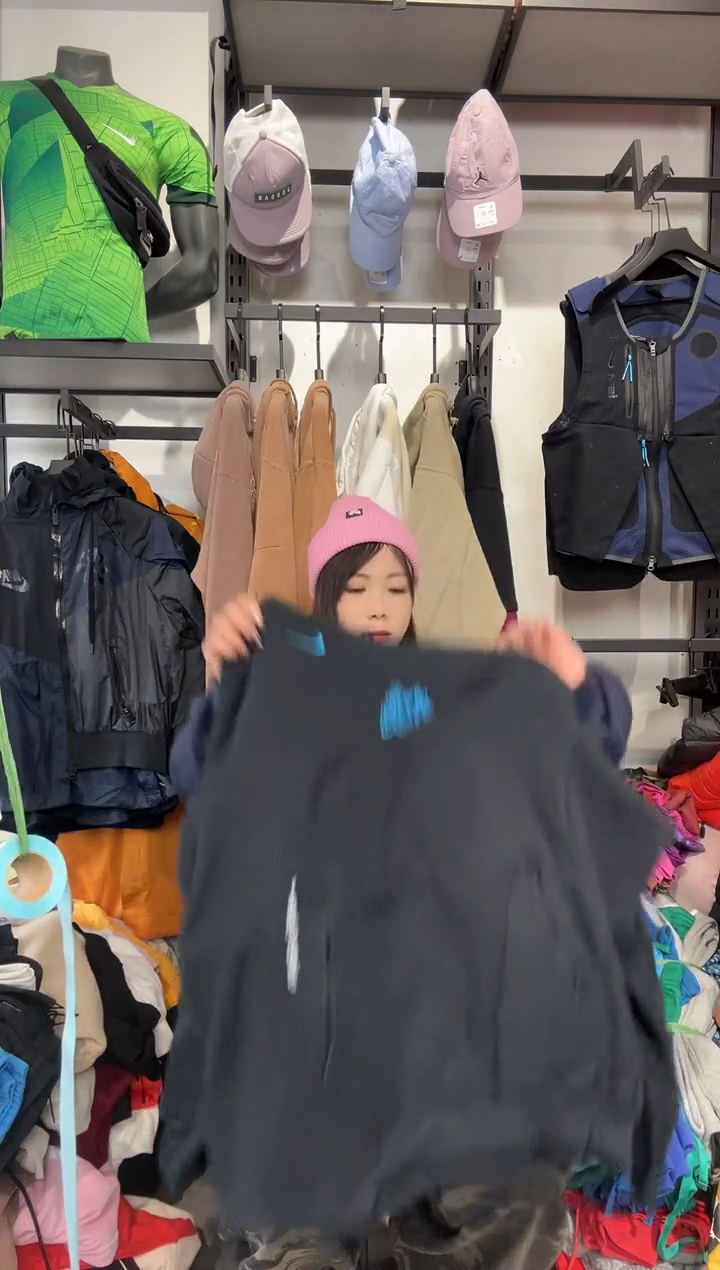 1254编码 瑕疵款直播间过款为准 尺码   身高170