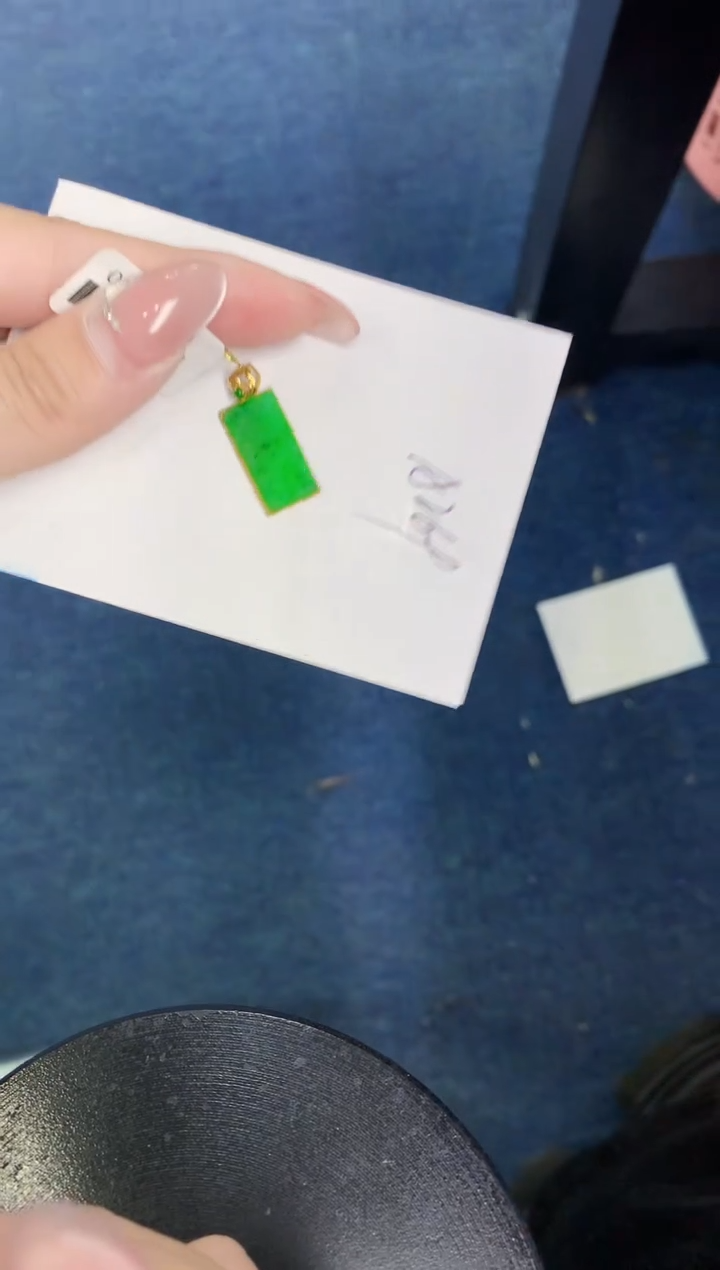 【闪购商品】翡翠颈饰18K金镶嵌000000000