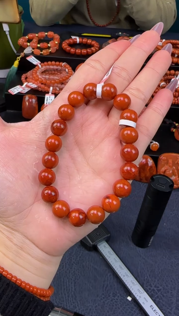 【闪购商品】南红玛瑙手链未镶嵌原矿无优化单圈10mm多样性发一