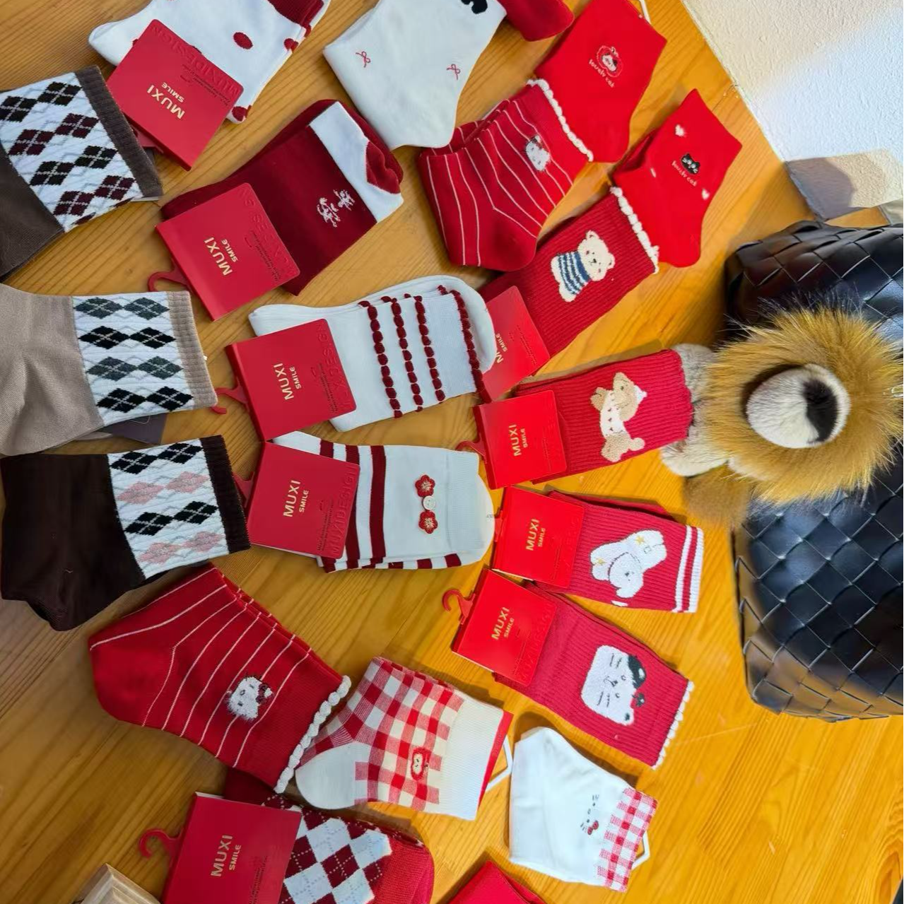 极简风中筒冬季保暖休闲风中筒袜秋季常规款透气条纹