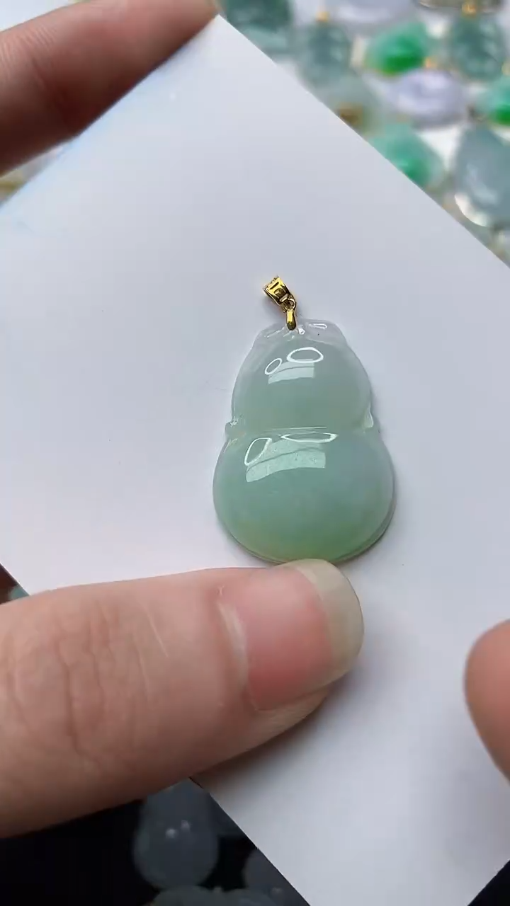 【闪购商品】翡翠颈饰18K金镶嵌28.......