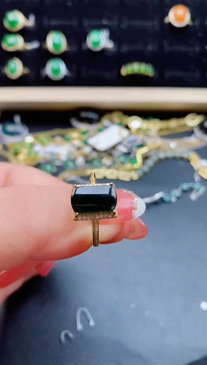 【闪购商品】翡翠戒指银S925镶嵌850500