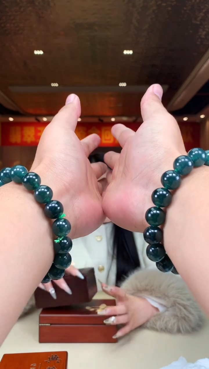 【闪购商品】定制翡翠未镶嵌多样性发货（只发一件) *d121