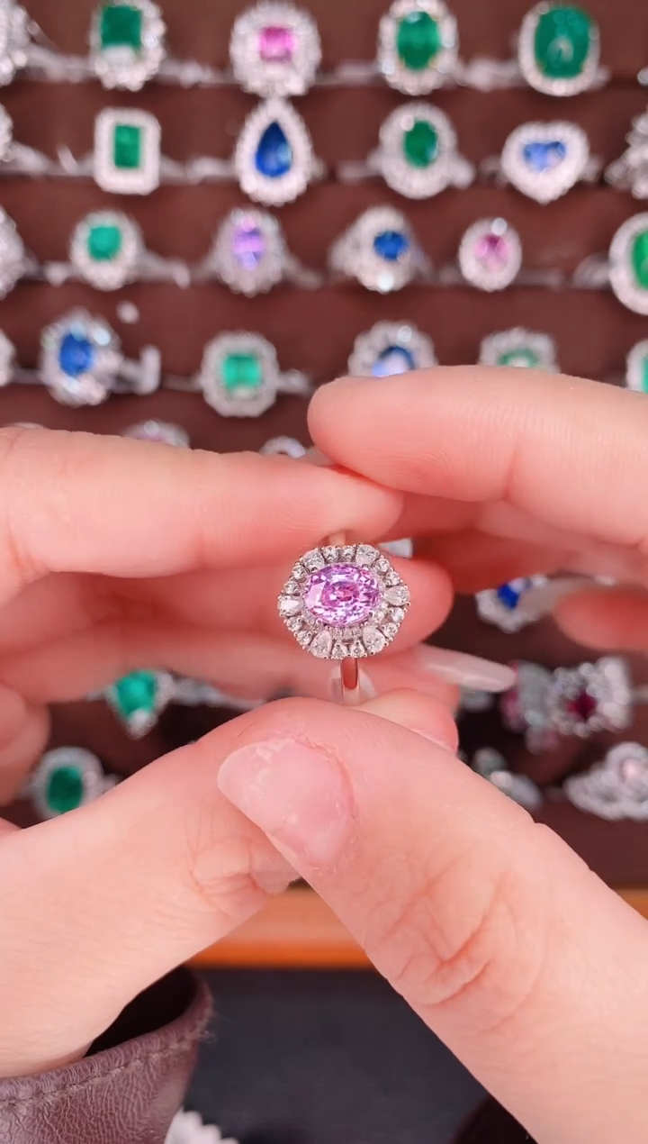 【闪购商品】彩色蓝宝石18K金戒指18K金镶嵌1.12克拉