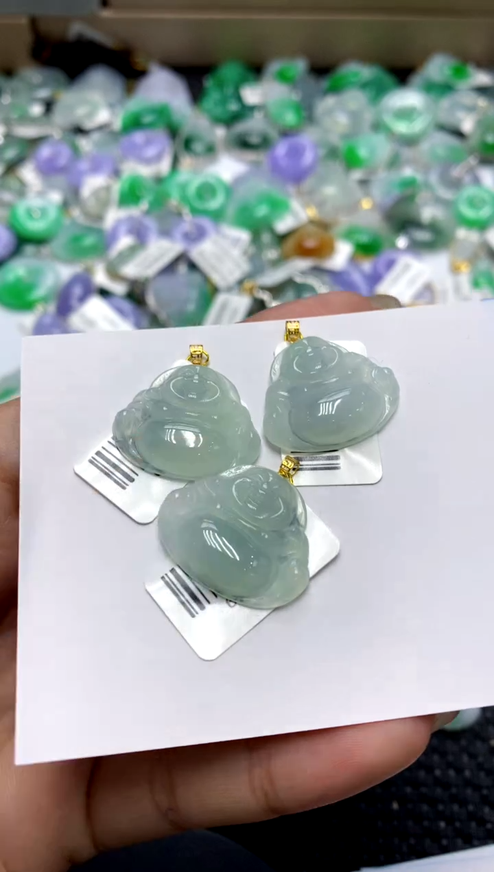 【闪购商品】翡翠颈饰18K金镶嵌11111111（多样性发其一）