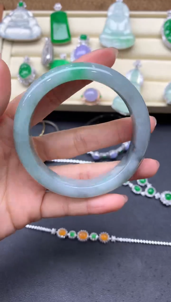 【闪购商品】翡翠手镯未镶嵌104中国好珍宝