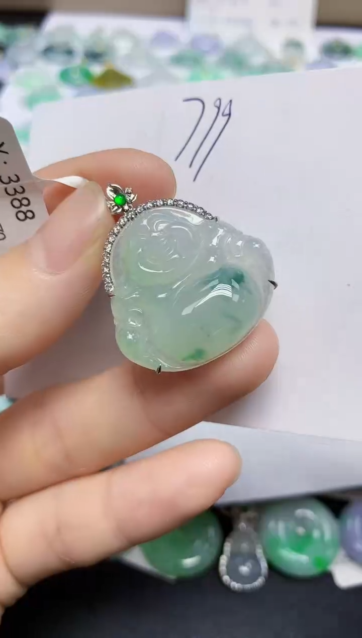 颈饰18K金镶嵌翡翠天然缅甸翡翠A货翡翠百元以上9元证书费自理