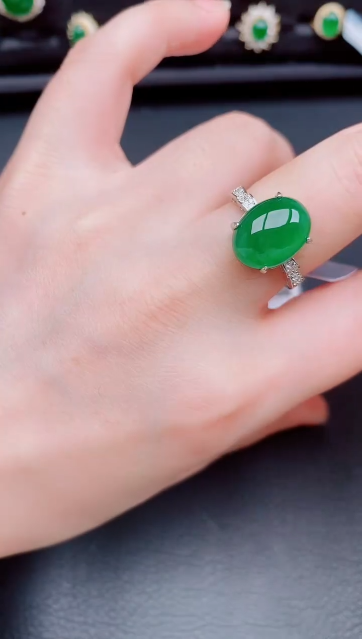 【闪购商品】翡翠戒指银S925镶嵌天然a货翡翠319