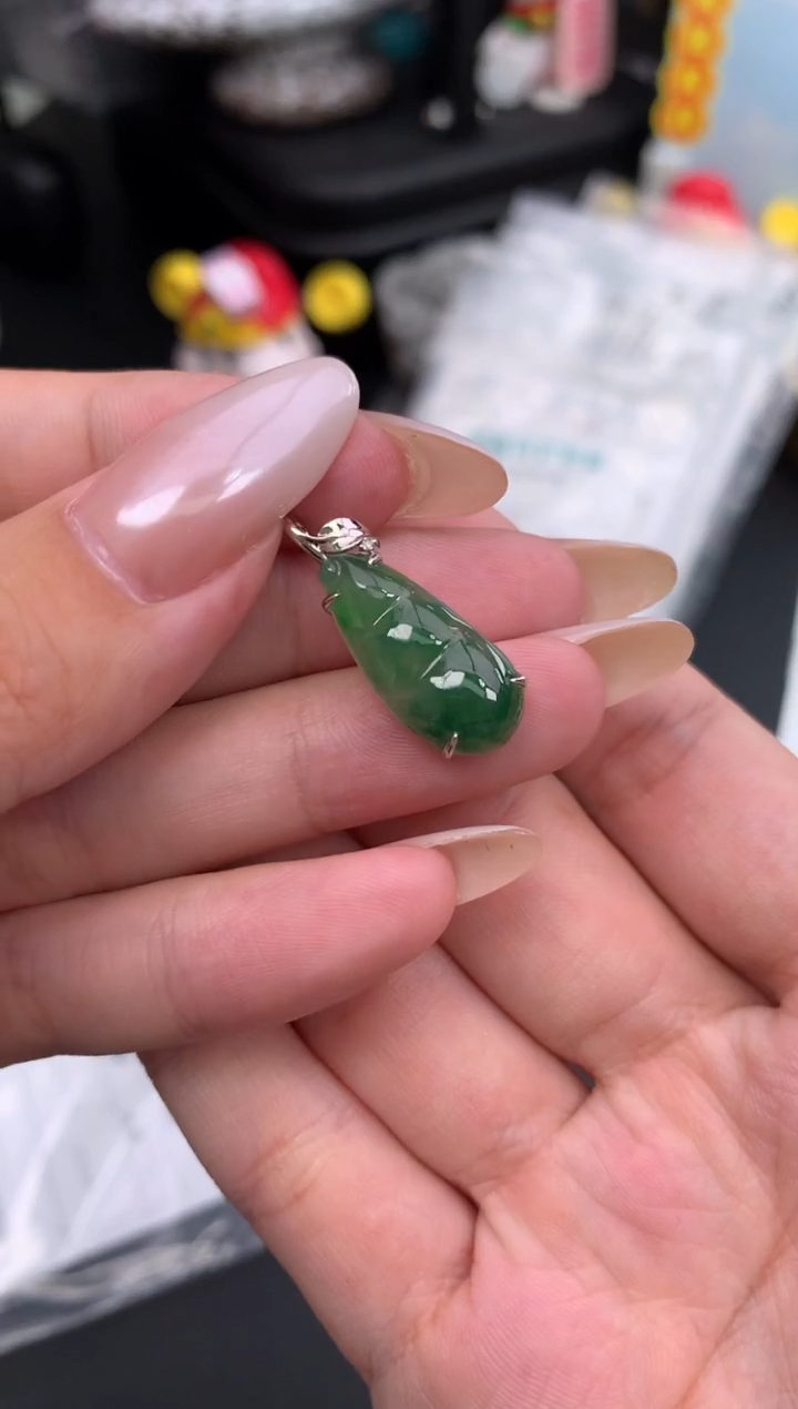 翡翠18K金镶嵌颈饰模式推广期48小时鉴赏期
