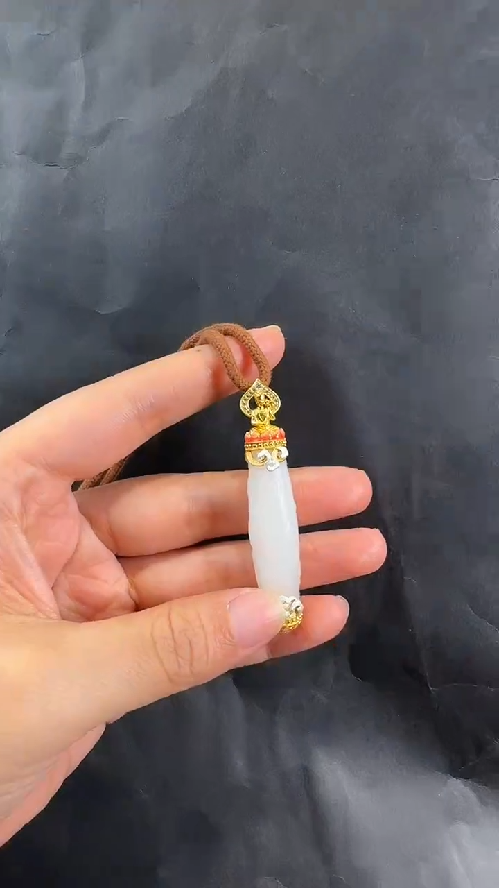 颈饰银S925镶嵌和田玉项链