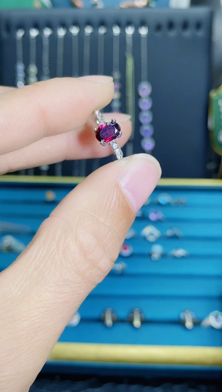 【闪购商品】石榴石（紫牙乌）戒指银S925镶嵌1221