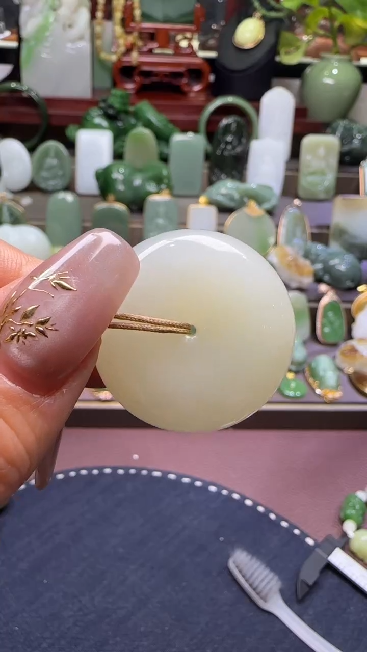 【闪购商品】和田玉【宏钰珠宝0205】47未镶嵌