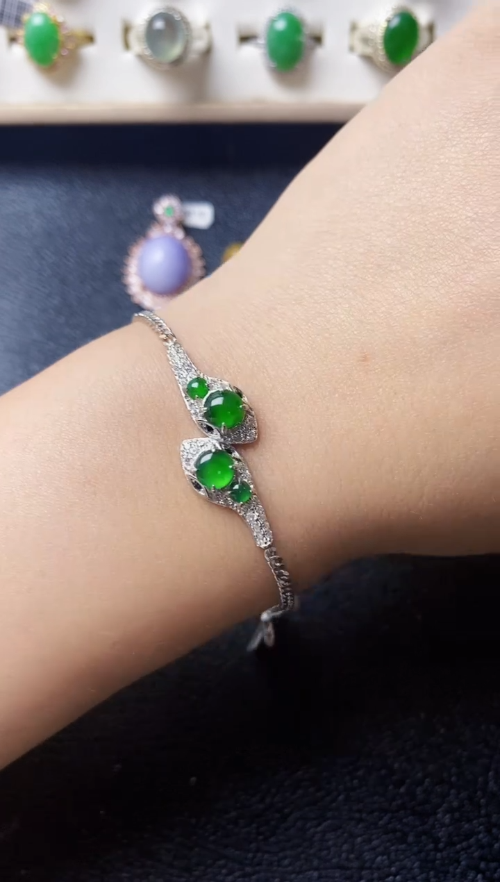 【闪购商品】翡翠戒指银S925镶嵌11111