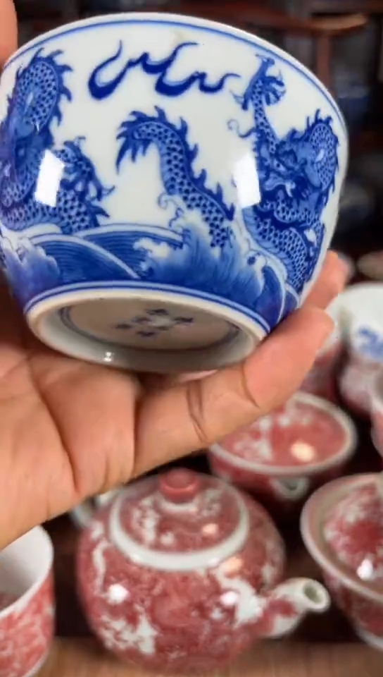 柴窑青花龙纹卧足杯杯