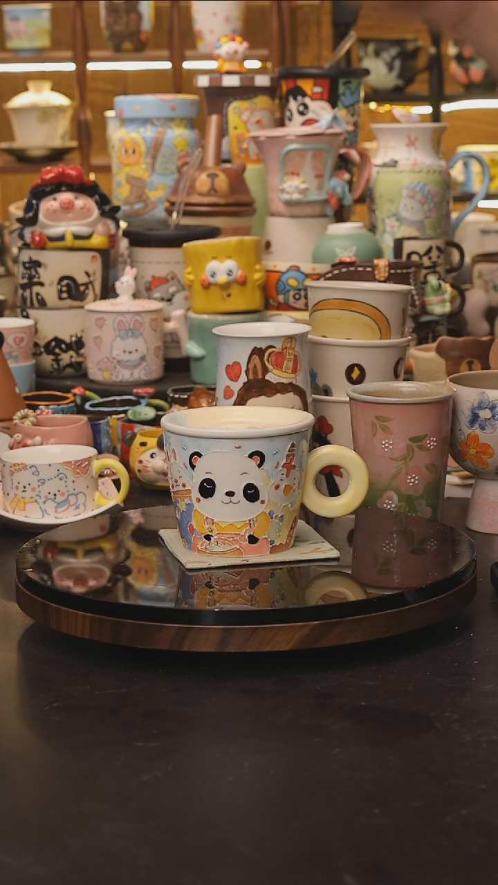 景德镇釉下彩绘设计师款式陶瓷