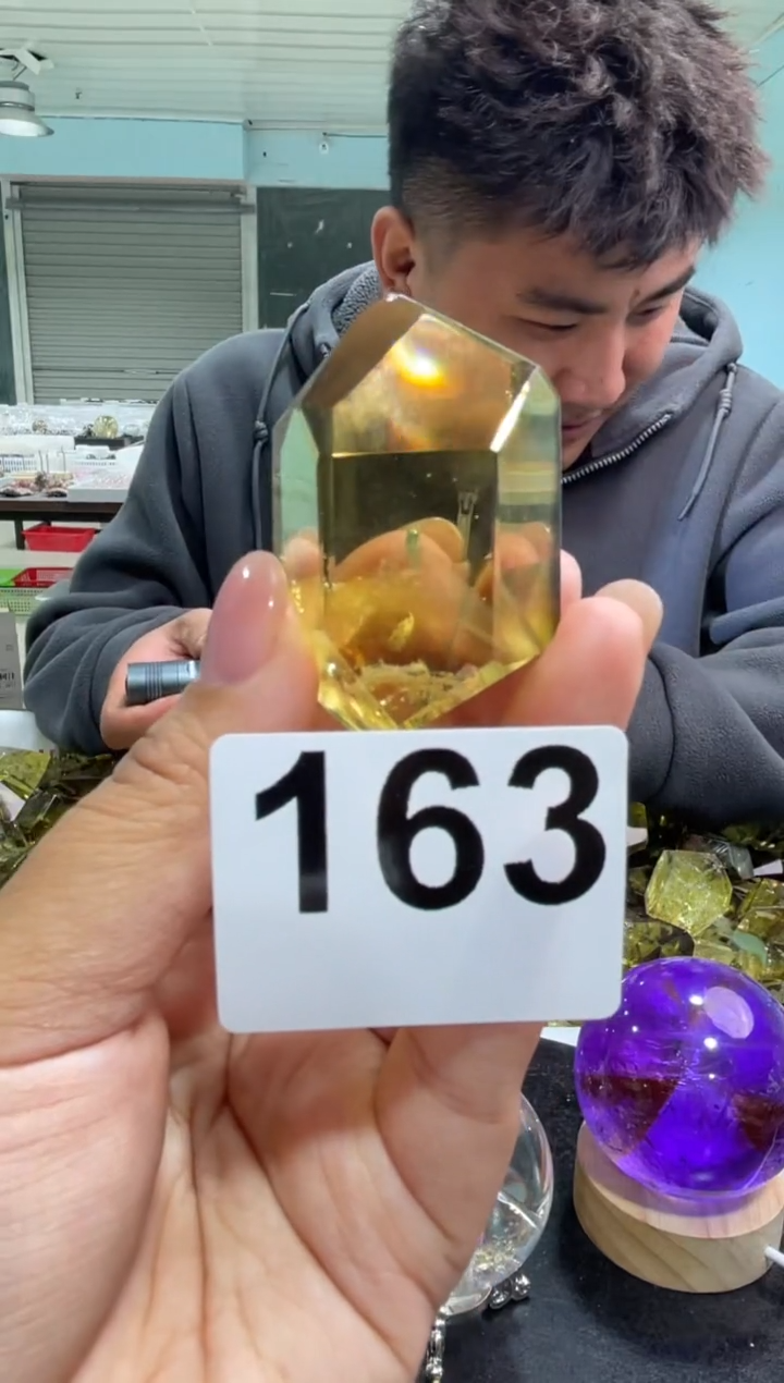 未镶嵌珠宝半成品水晶163